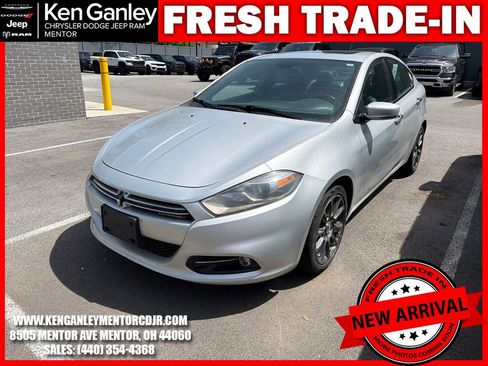 Used 2013 Dodge Dart Limited w/ Limited Special Edition Group FWD image 3