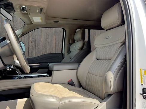 Used 2026 Ford F450 Platinum w/ Platinum Plus Package AWD/4WD image 19