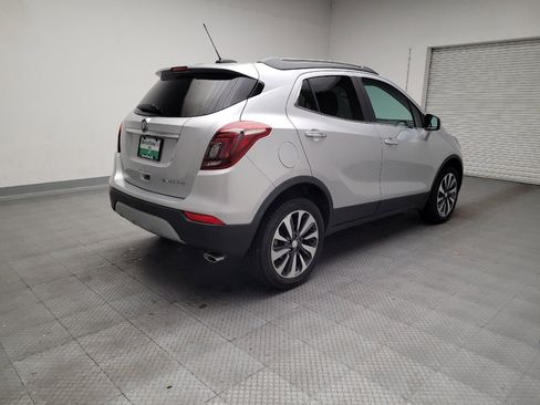 Used 2021 Buick Encore Preferred image 9