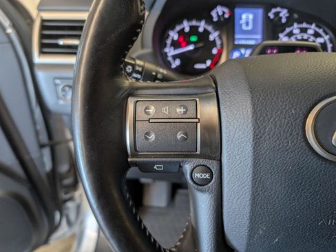 Used 2019 Lexus GX 460 Luxury AWD/4WD image 22