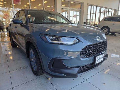 New 2026 Honda HR-V LX image 3