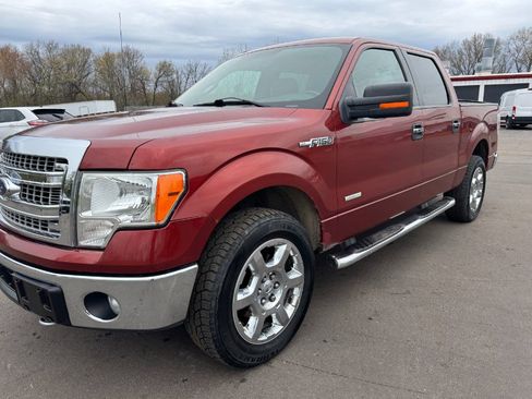 Used 2014 Ford F150 XLT w/ Equipment Group 302A Luxury AWD/4WD image 9