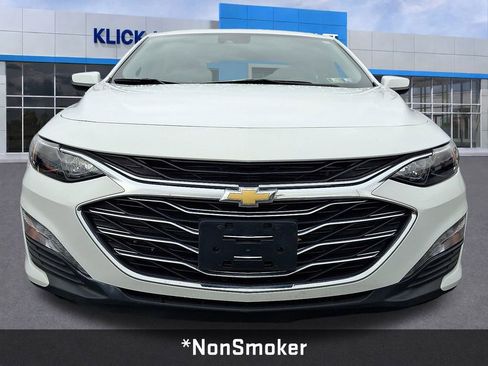 Used 2023 Chevrolet Malibu LT image 2