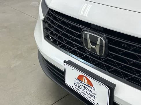 New 2025 Honda Accord LX image 28