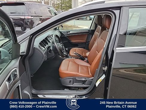 Used 2018 Volkswagen Golf Alltrack SE image 7