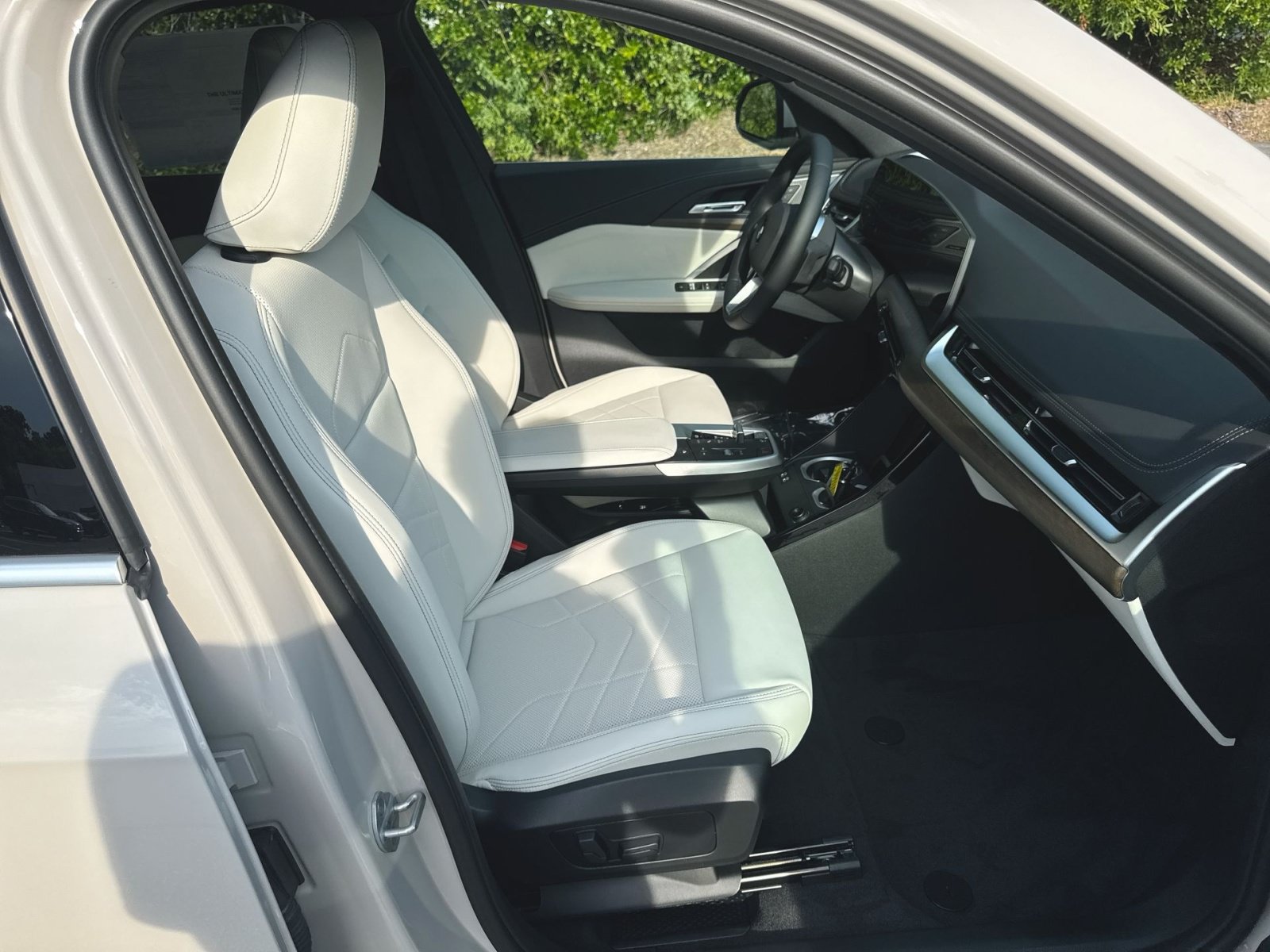 New 2027 BMW X1 xDrive28i AWD/4WD image 33
