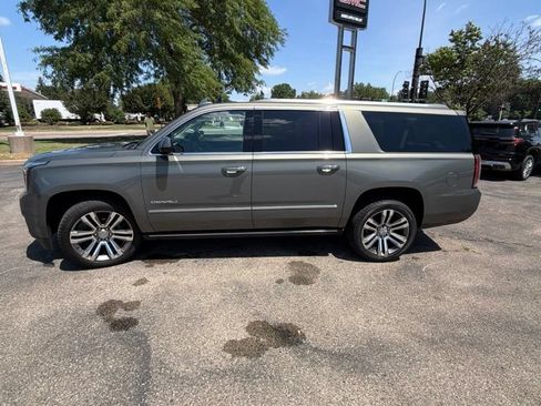 Used 2018 GMC Yukon XL Denali w/ Denali Ultimate Package AWD/4WD image 6