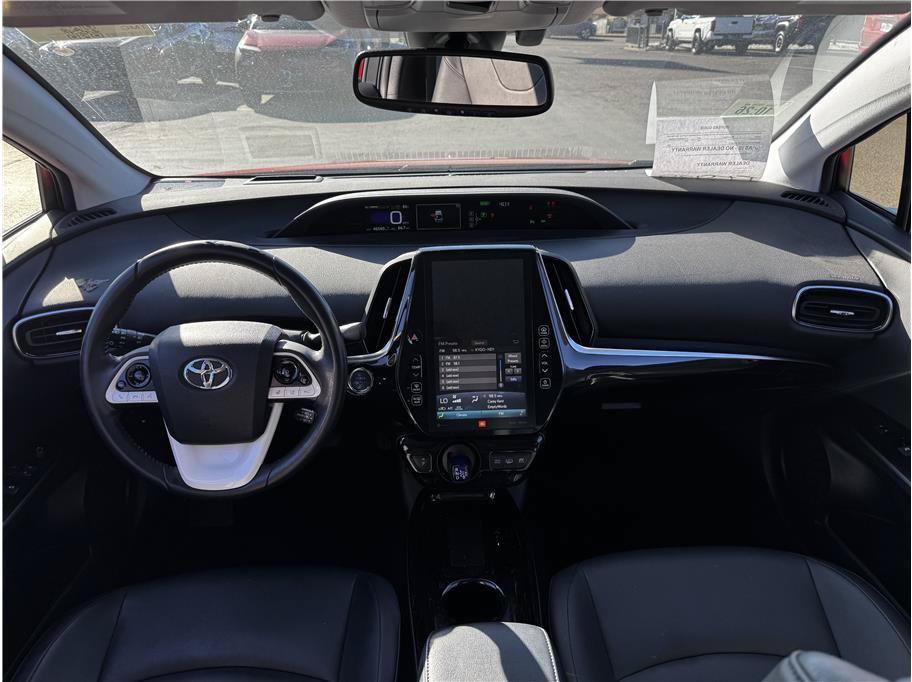 Used 2017 Toyota Prius Prime Advanced FWD image 5