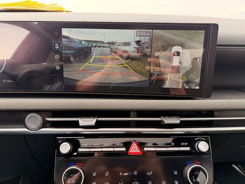 Used 2025 Hyundai Santa Cruz Limited image 19