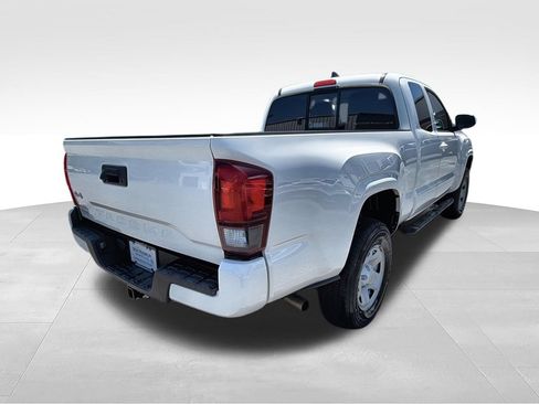 Used 2021 Toyota Tacoma SR w/ SR Convenience Package AWD/4WD image 8