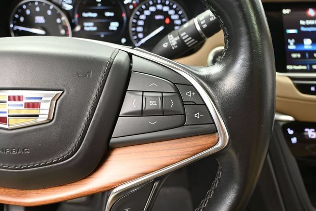 Used 2019 Cadillac XT5 Platinum AWD/4WD image 26