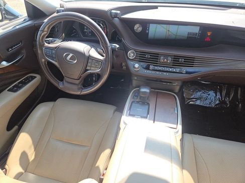 Used 2018 Lexus LS 500 AWD image 34
