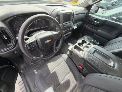 Used 2019 Chevrolet Silverado 1500 Custom w/ Custom Value Package image 7