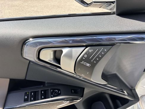 New 2026 BMW X3 xDrive30 w/ M Sport Package image 12