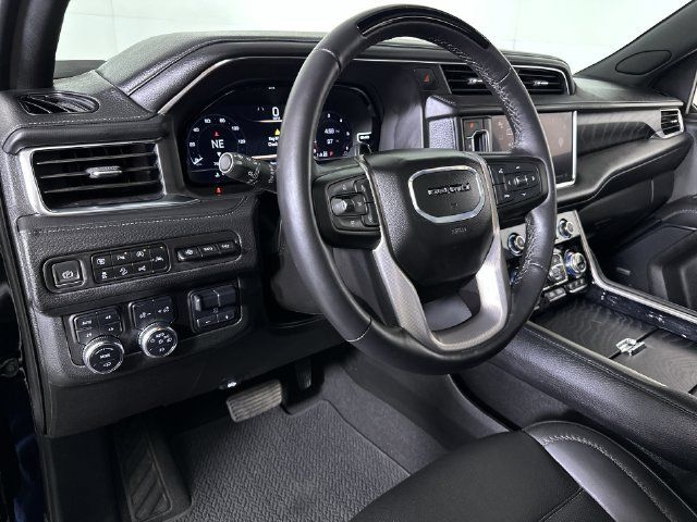 Used 2024 GMC Yukon XL Denali w/ Advanced Technology Package AWD/4WD image 10