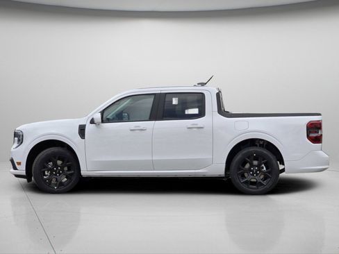 New 2025 Ford Maverick Lobo image 4