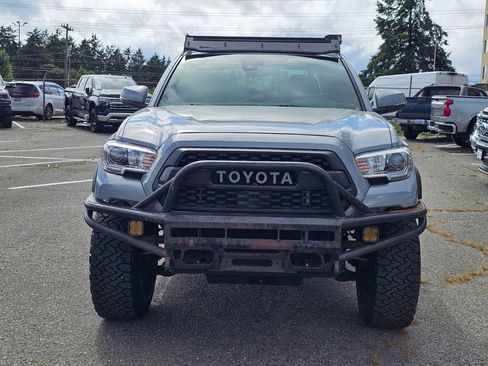 Used 2021 Toyota Tacoma TRD Off-Road AWD/4WD image 3