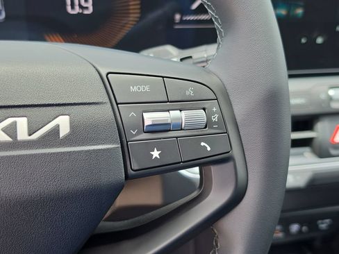 New 2026 Kia K4 EX FWD image 30