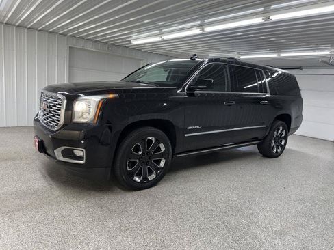 Used 2020 GMC Yukon XL Denali w/ Open Road Package AWD/4WD image 4