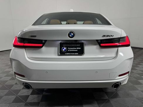 Used 2026 BMW 330i xDrive Sedan w/ Premium Package AWD/4WD image 9