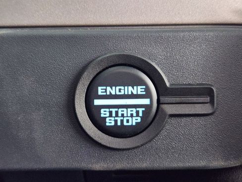 New 2025 Ford Bronco Outer Banks w/ Sasquatch Package image 26