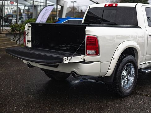 Used 2018 RAM 1500 Limited image 9