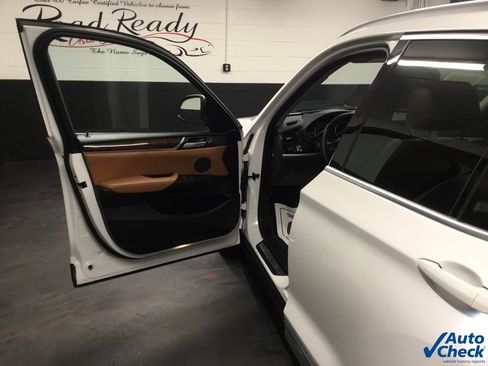 Used 2017 BMW X3 xDrive28i image 19