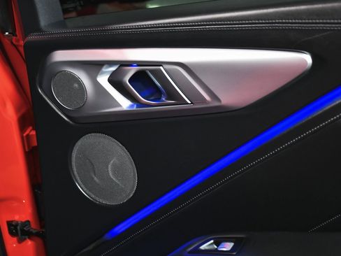 Used 2023 BMW XM image 18