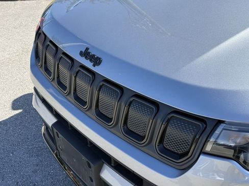 Used 2022 Jeep Compass Altitude w/ Convenience Group image 7