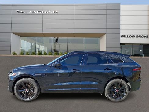 Used 2022 Jaguar F-PACE S image 6