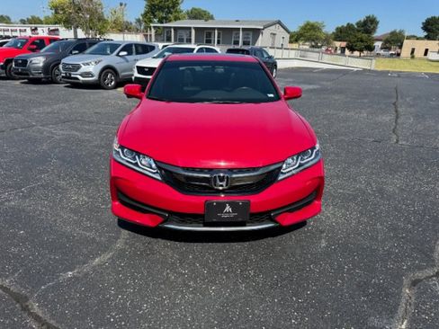 Used 2017 Honda Accord EX-L image 7
