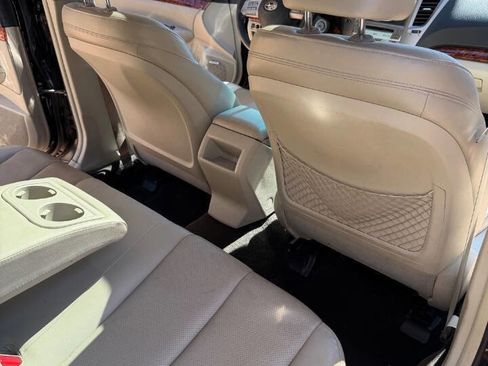 Used 2011 Subaru Outback 3.6R Limited image 28