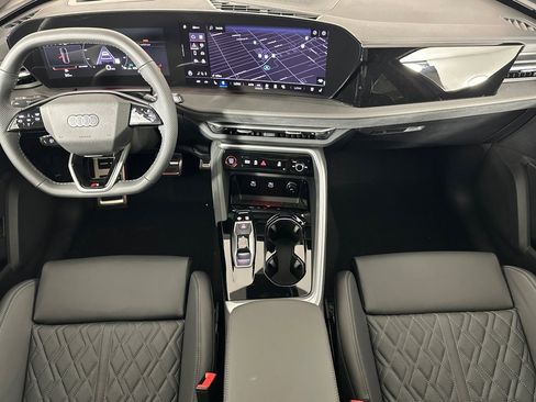 New 2025 Audi SQ5 Premium Plus image 12