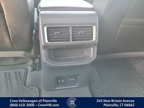 Certified 2024 Volkswagen Atlas Cross Sport SE AWD/4WD image 48