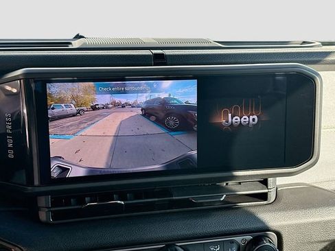 New 2026 Jeep Gladiator Sport AWD/4WD image 14