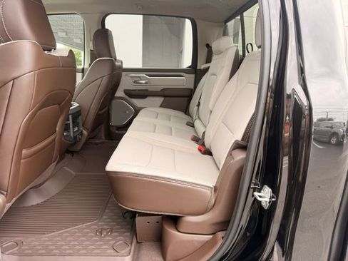 New 2026 RAM 1500 Laramie AWD/4WD image 18
