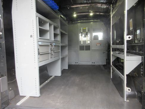 Used 2017 Ford Transit 250 148 Medium Roof RWD image 14