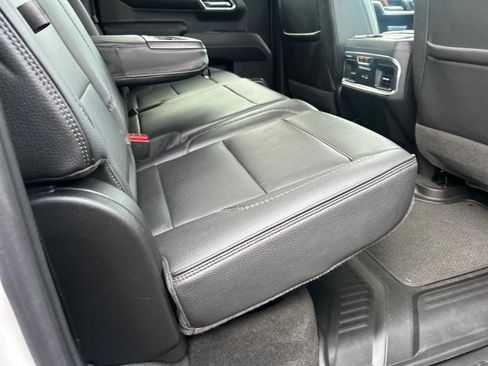 Used 2023 GMC Sierra 1500 Denali w/ Denali Reserve Package AWD/4WD image 18