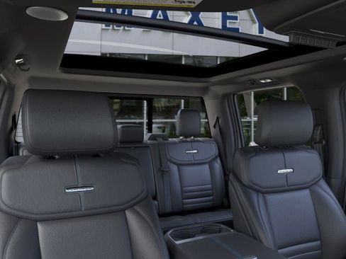 New 2026 Ford F350 Platinum w/ FX4 Off-Road Package image 22