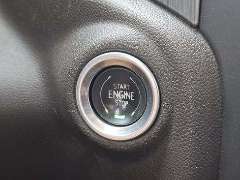 Used 2019 GMC Sierra 1500 Denali w/ Denali Ultimate Package AWD/4WD image 24