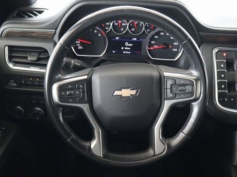 Used 2021 Chevrolet Suburban LT image 23