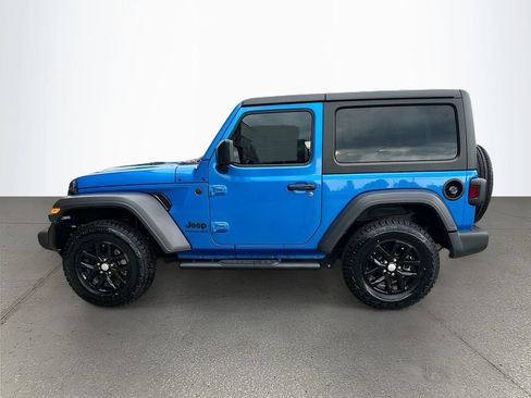 Used 2023 Jeep Wrangler Sport AWD/4WD image 7