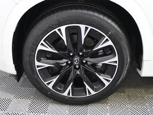 Used 2026 MAZDA CX-90 3.3 Turbo S w/ Premium Plus AWD/4WD image 20