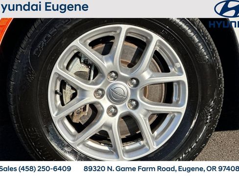 Used 2024 Chrysler Pacifica Touring-L image 33