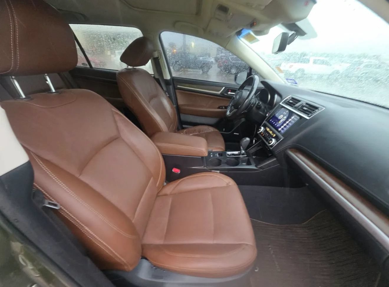 Used 2018 Subaru Outback 3.6R Touring w/ Popular Package #3 AWD/4WD image 8