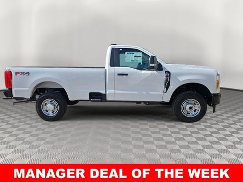 New 2026 Ford F250 XL w/ FX4 Off-Road Package image 2