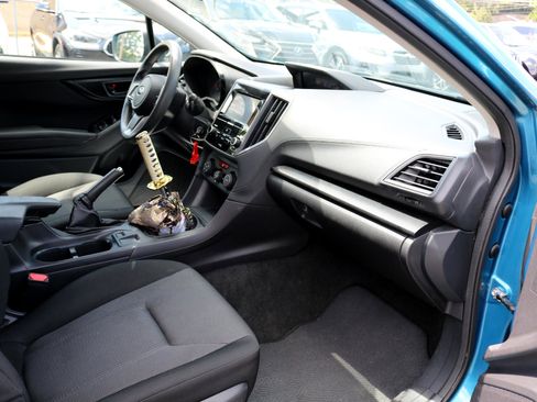 Used 2017 Subaru Impreza 2.0i image 40