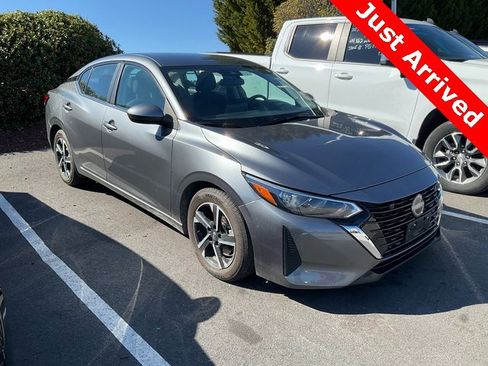 Used 2024 Nissan Sentra SV image 1