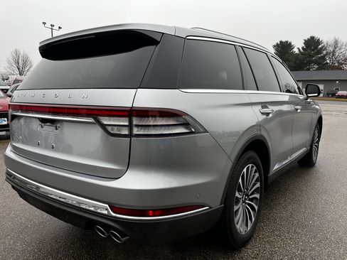 Used 2023 Lincoln Aviator Reserve w/ Equipment Group 201A image 6