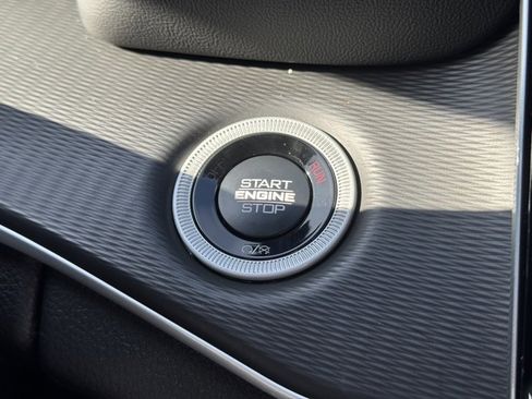 New 2025 Jeep Grand Cherokee Altitude image 26